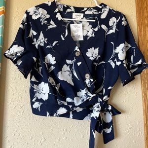 Small Navy Floral EVERLY Tie Top
